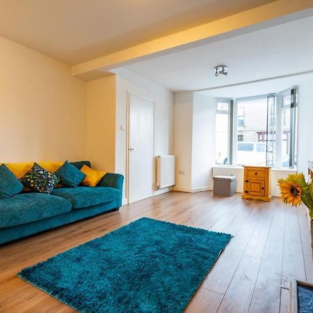 Newly-Renovated, Mid-Terrace Cottage In Porthmadog Eksteriør bilde