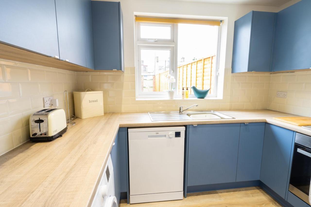 Newly-Renovated, Mid-Terrace Cottage In Porthmadog Eksteriør bilde