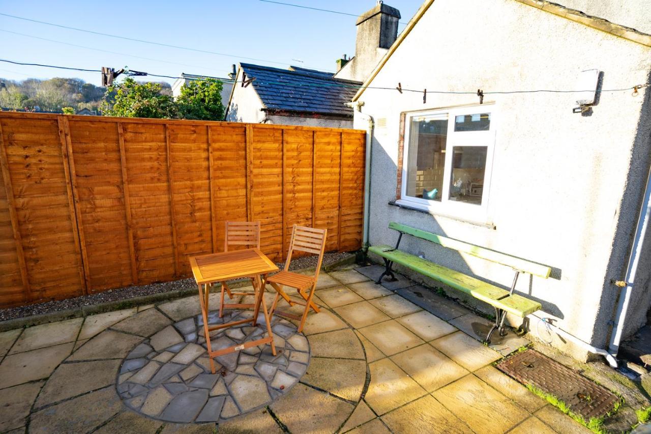 Newly-Renovated, Mid-Terrace Cottage In Porthmadog Eksteriør bilde
